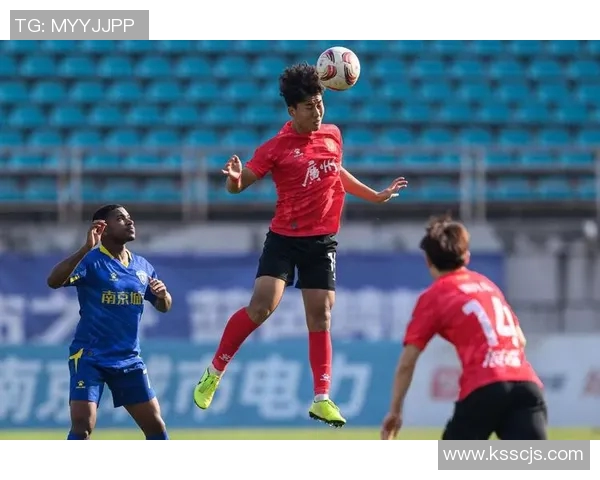 广州足球队个人能力分析：提升团队竞争力的关键因素探讨