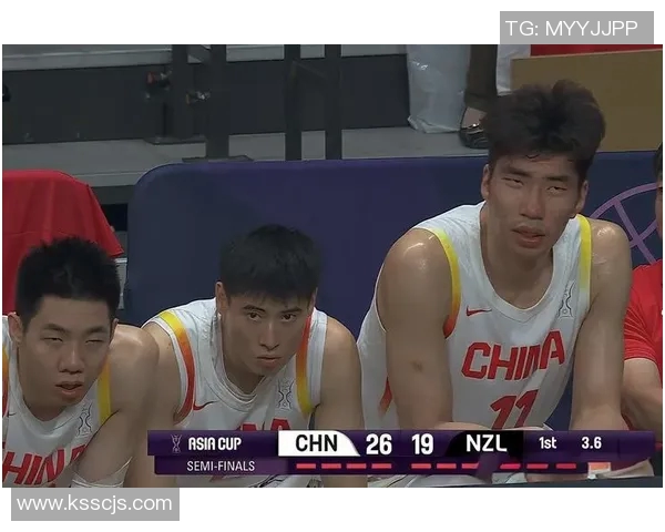中国男篮在2014年对阵澳大利亚的精彩较量与赛后反思